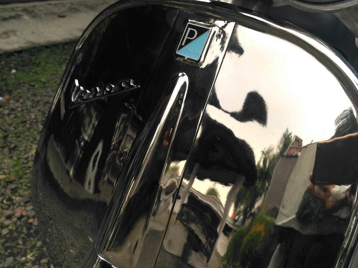 Vespa 90SS Stainless Steel – front profile
